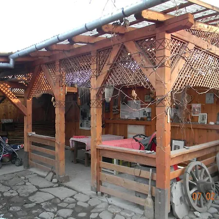 Πανσιόν Kuekuello Vendeghaz 3*